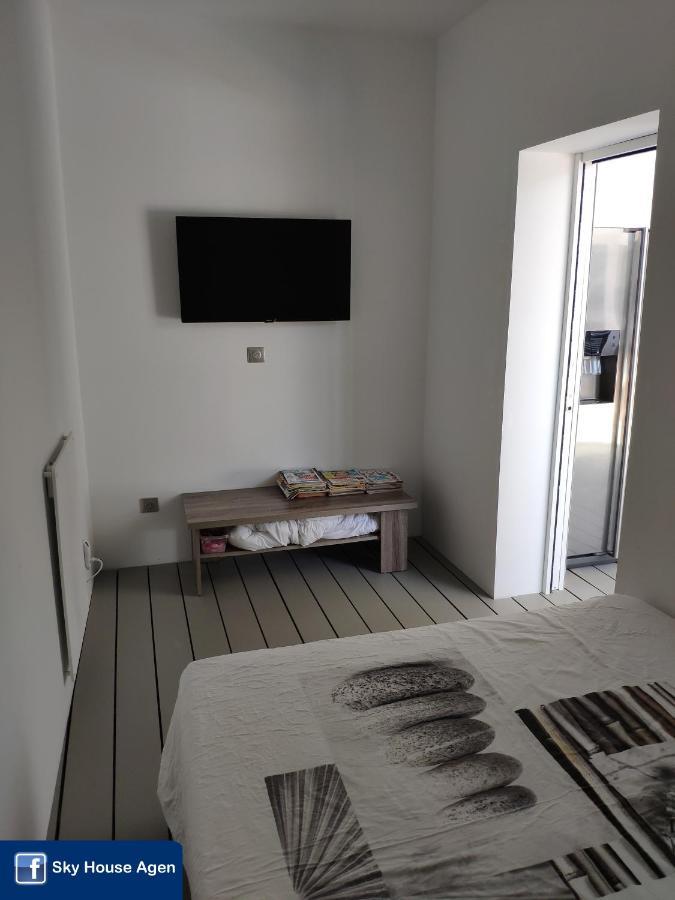 Piscine Chauffee Et Spa Jacuzzi Privatif Terrasse Sans Vis A Vis ,,,Sky House Agen,,, Apartment *