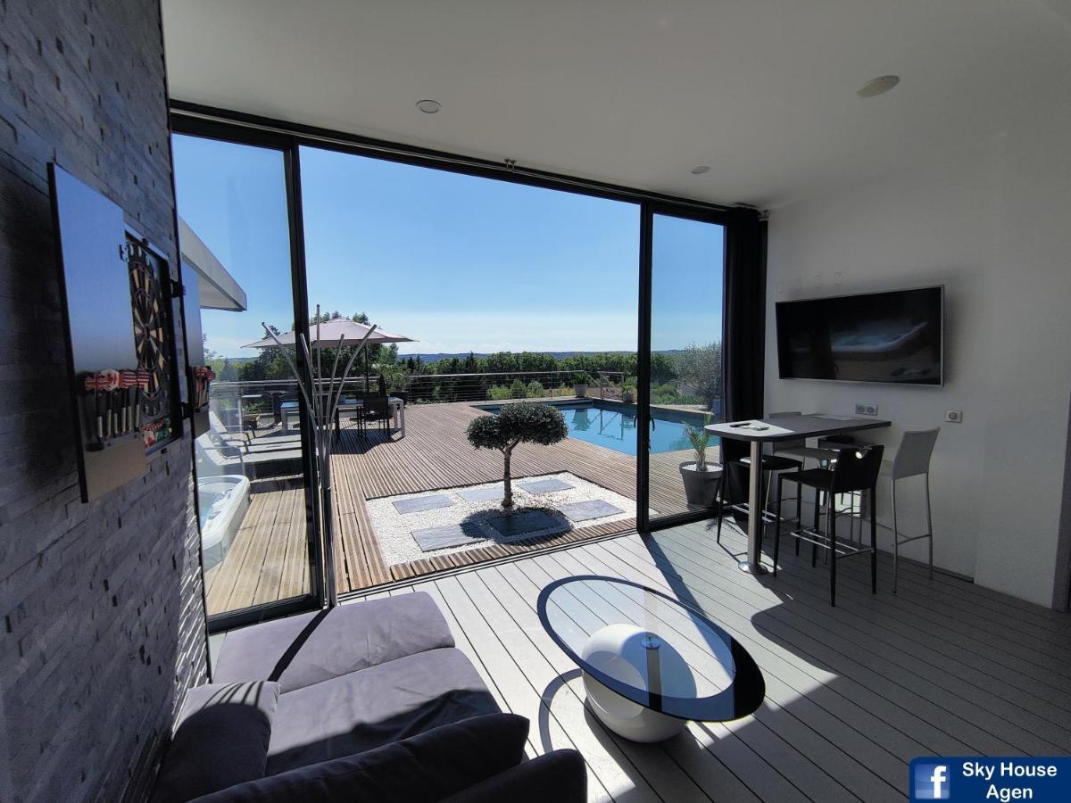 Piscine Chauffee Et Spa Jacuzzi Privatif Terrasse Sans Vis A Vis ,,,Sky House Agen,,, Apartment